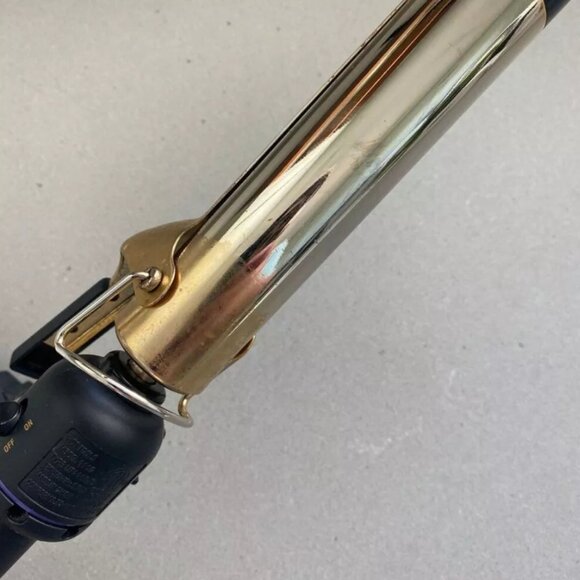 Hot Tools Pro Artist Defined Curls Long Lasting 24K Gold Curling Iron, 1.5" - Picture 6 of 8
